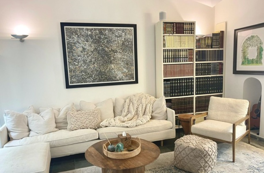 Private House For Rent, 240 sqm, in Classical Nachlaot RE/MAX Jerusalem