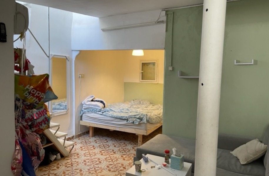 95 sqm Apartment for Investment in Nachlaot RE/MAX Jerusalem